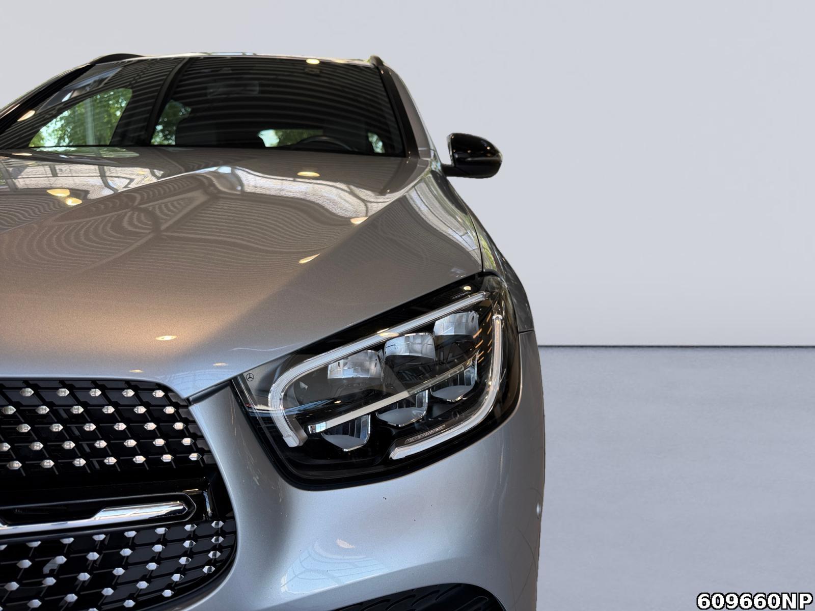Fahrzeugabbildung Mercedes-Benz GLC 220 d 4M AMG Night Kamera LED Ambiente Carpl