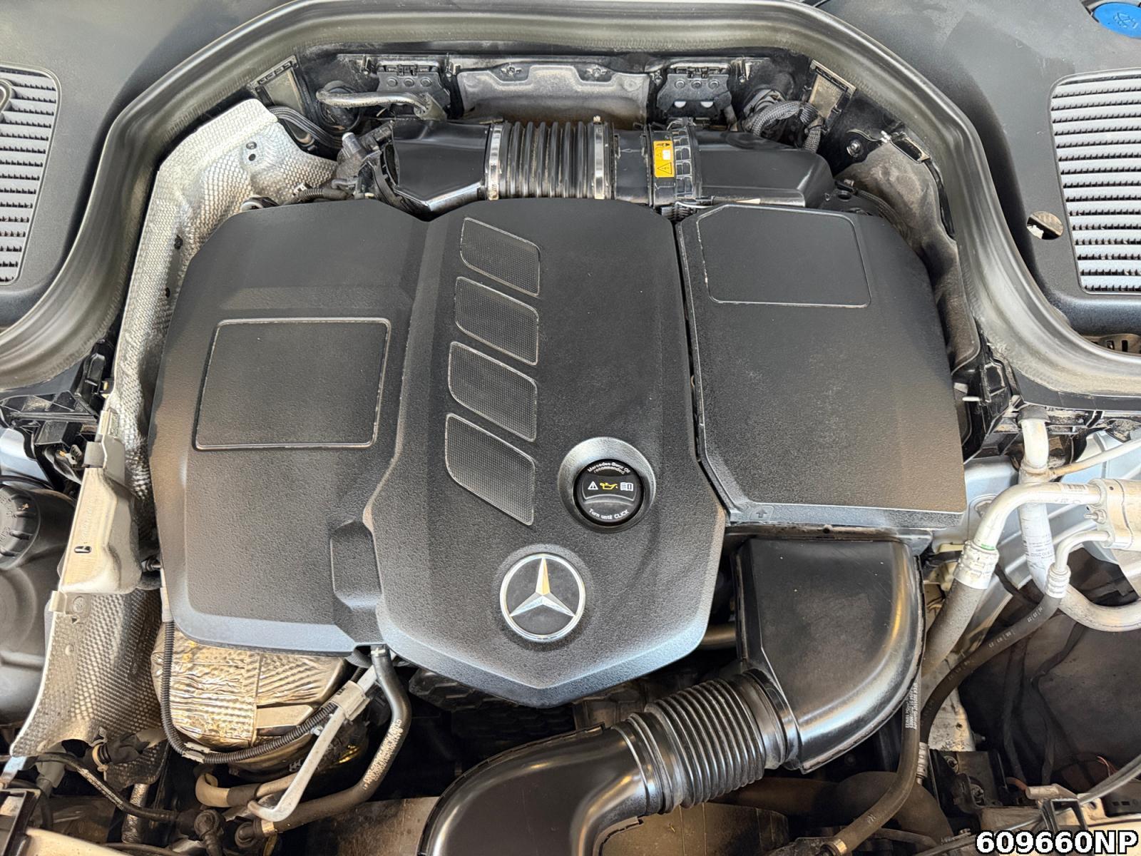 Fahrzeugabbildung Mercedes-Benz GLC 220 d 4M AMG Night Kamera LED Ambiente Carpl
