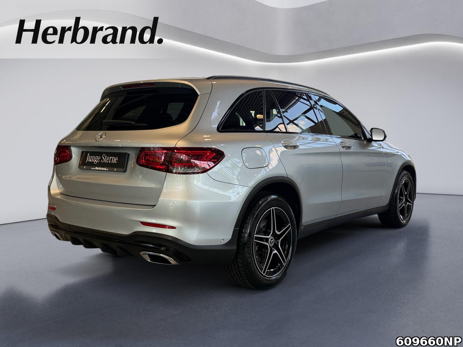 Fahrzeugabbildung Mercedes-Benz GLC 220 d 4M AMG Night Kamera LED Ambiente Carpl
