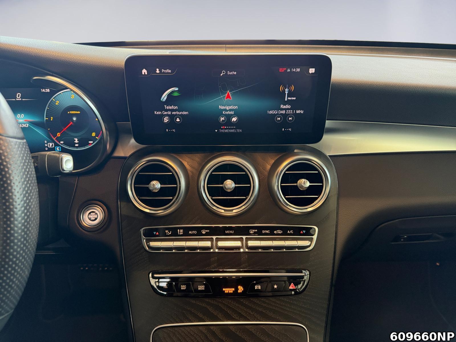 Fahrzeugabbildung Mercedes-Benz GLC 220 d 4M AMG Night Kamera LED Ambiente Carpl