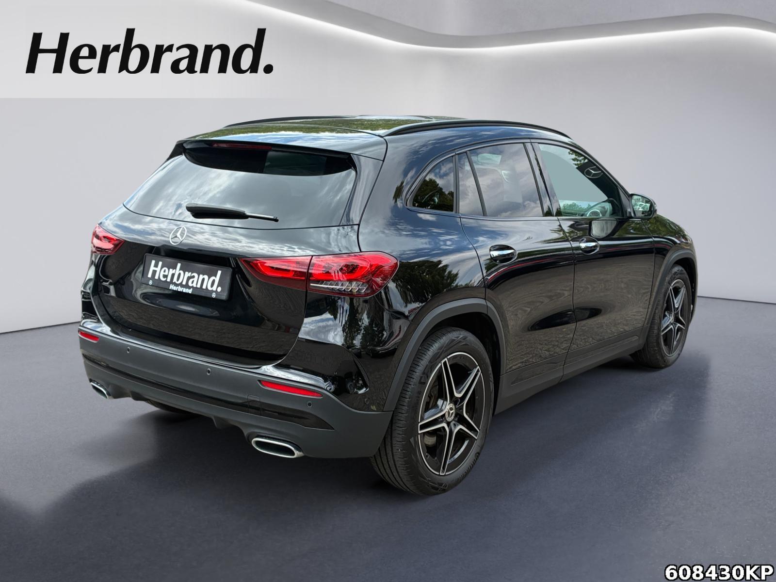 Fahrzeugabbildung Mercedes-Benz GLA 200 AMG AHK Distronic Multibeam 360° Head-up