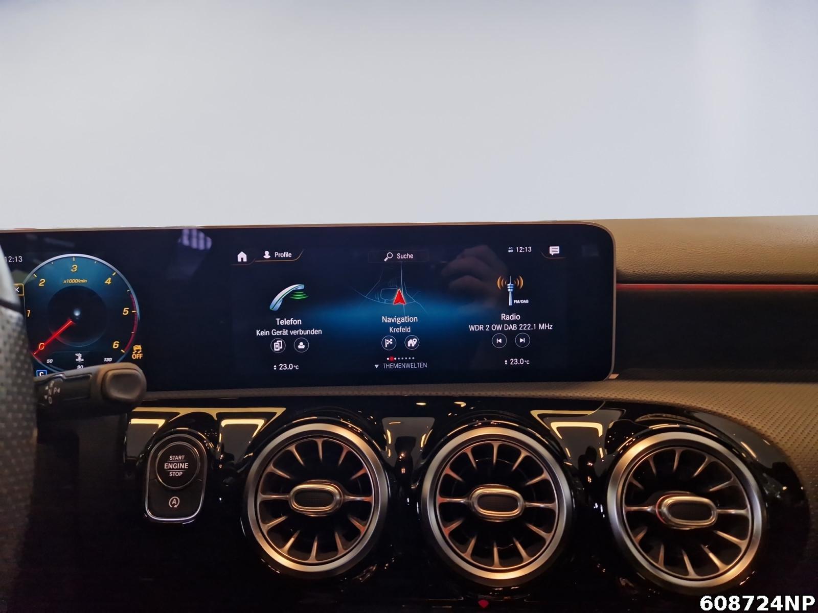 Fahrzeugabbildung Mercedes-Benz A 220 d AMG CarPlay Standh. Multibeam Kamera