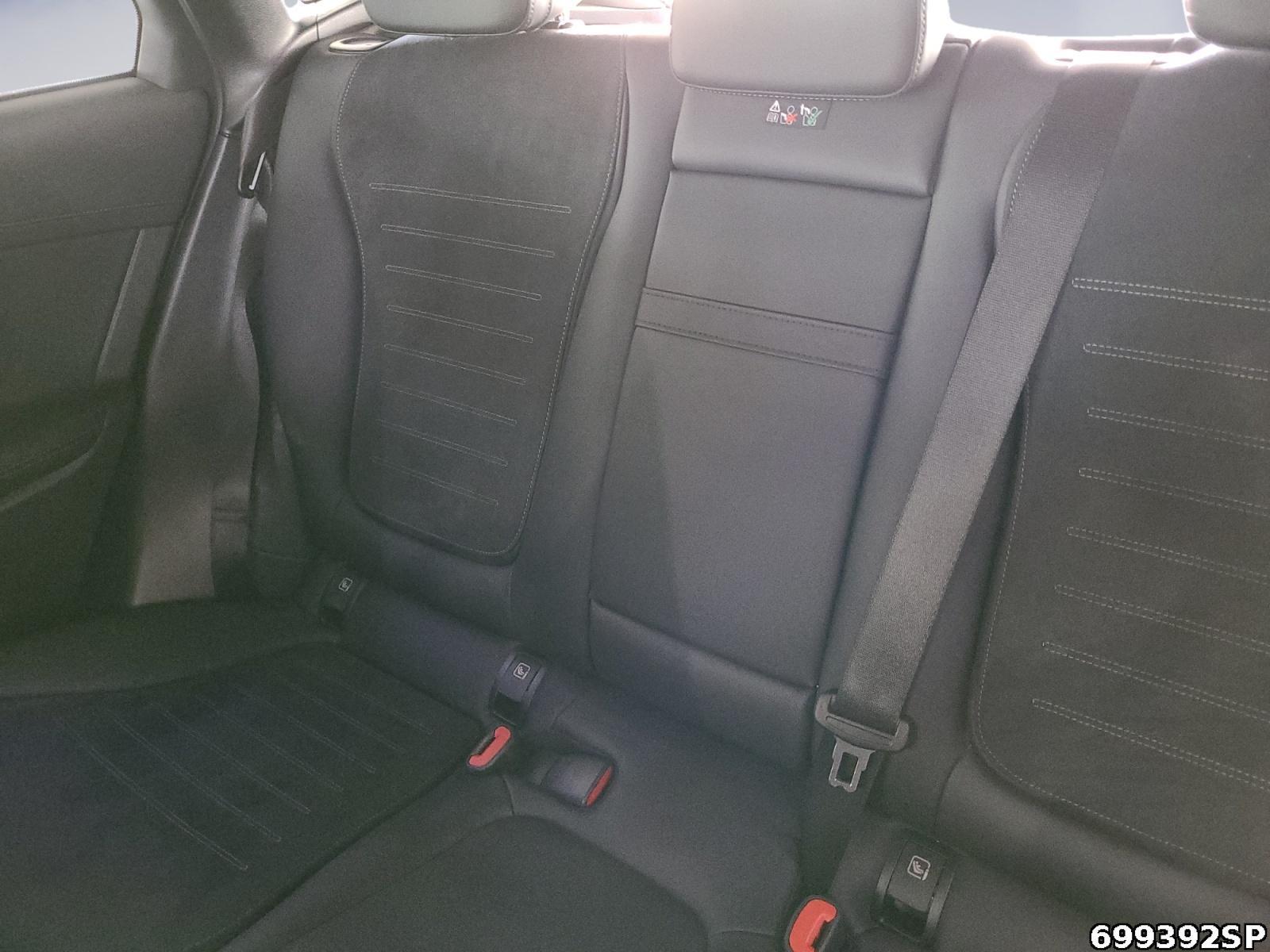 Fahrzeugabbildung Mercedes-Benz GLC 300 e 4M Coupé AHK 360° Lenkradhzg