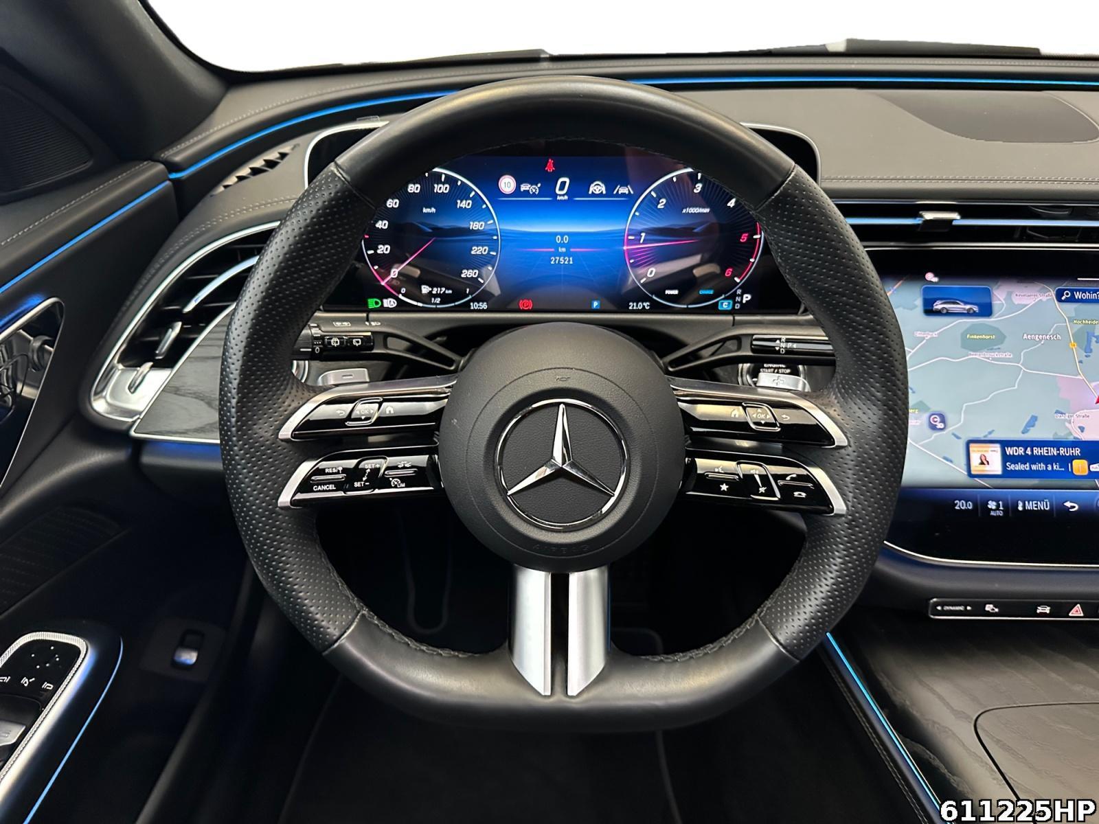 Fahrzeugabbildung Mercedes-Benz E 450 d T 4M AMG PanoAHKDistronic Digital Light