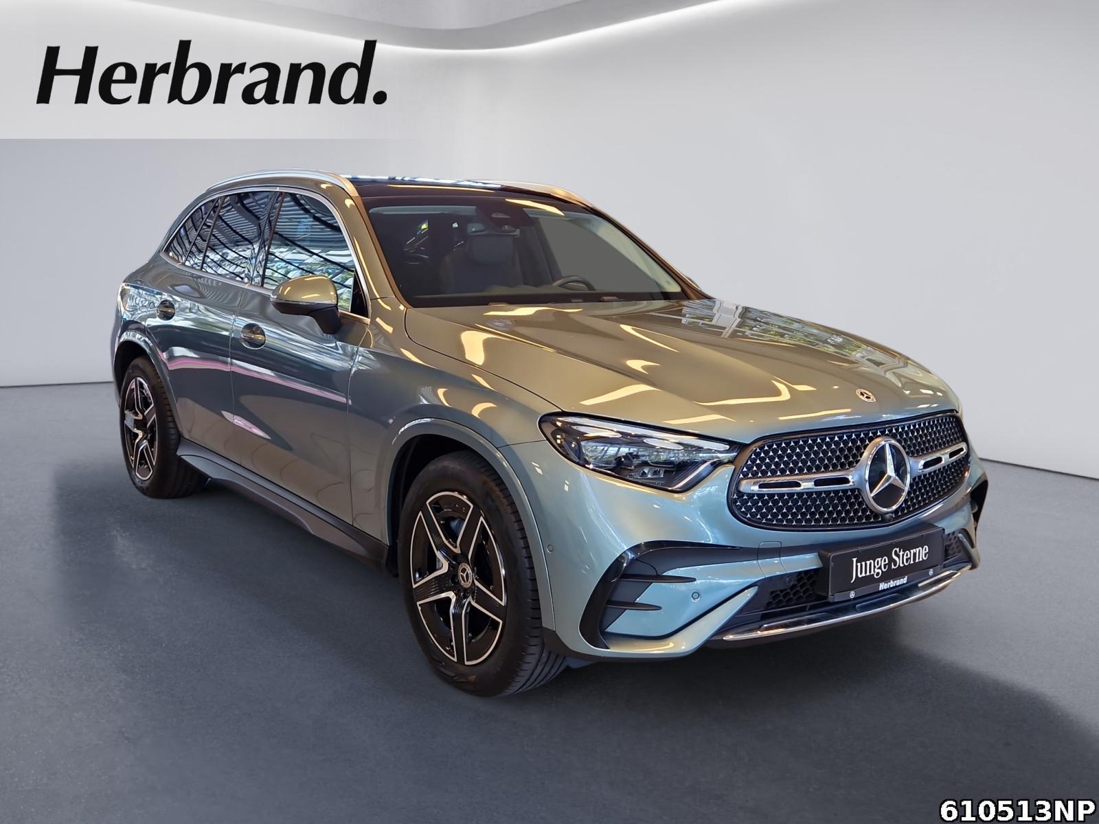 Fahrzeugabbildung Mercedes-Benz GLC 300 4M AMG AHK Pano Digital-Light Standhzg.
