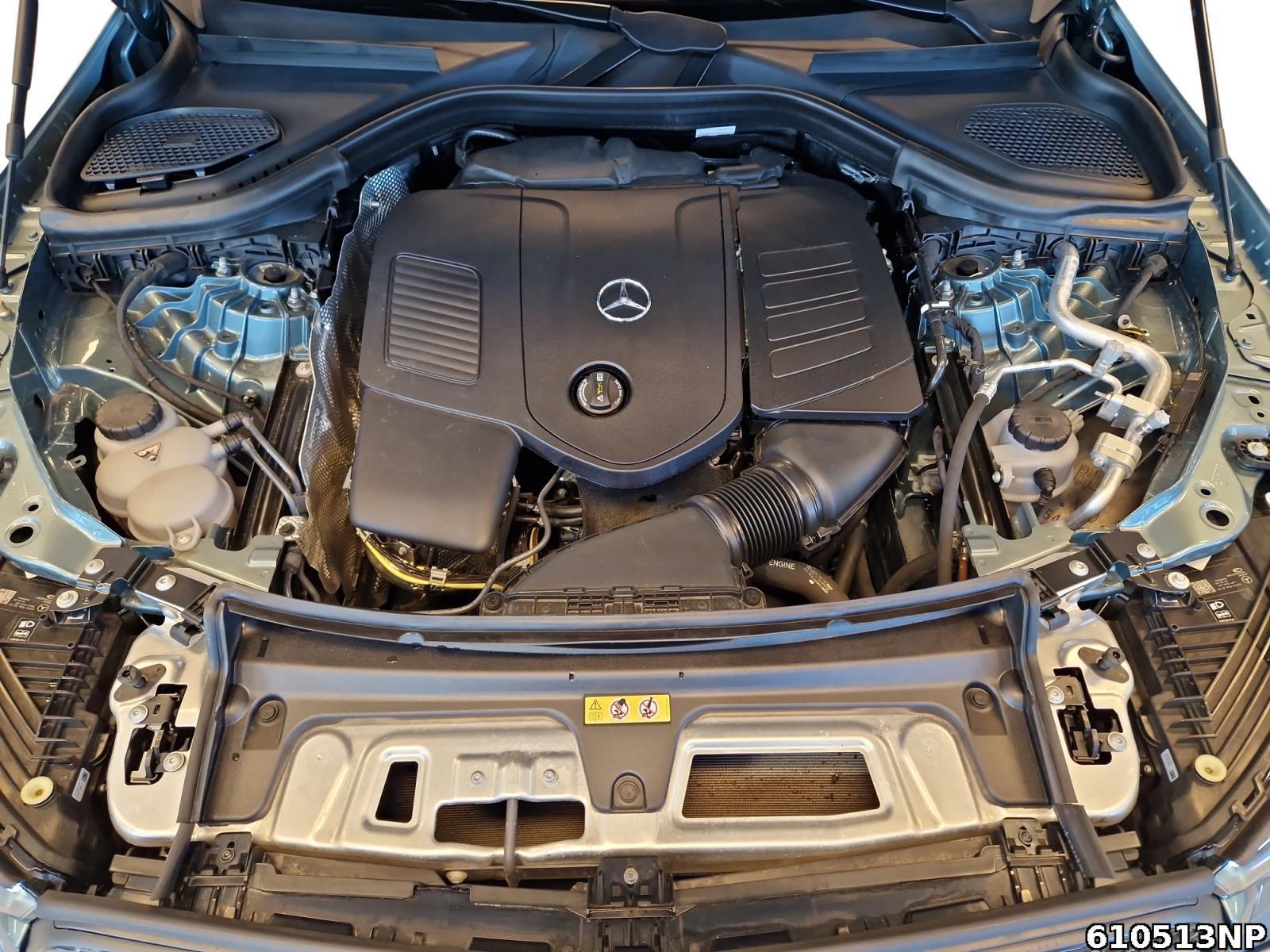 Fahrzeugabbildung Mercedes-Benz GLC 300 4M AMG AHK Pano Digital-Light Standhzg.