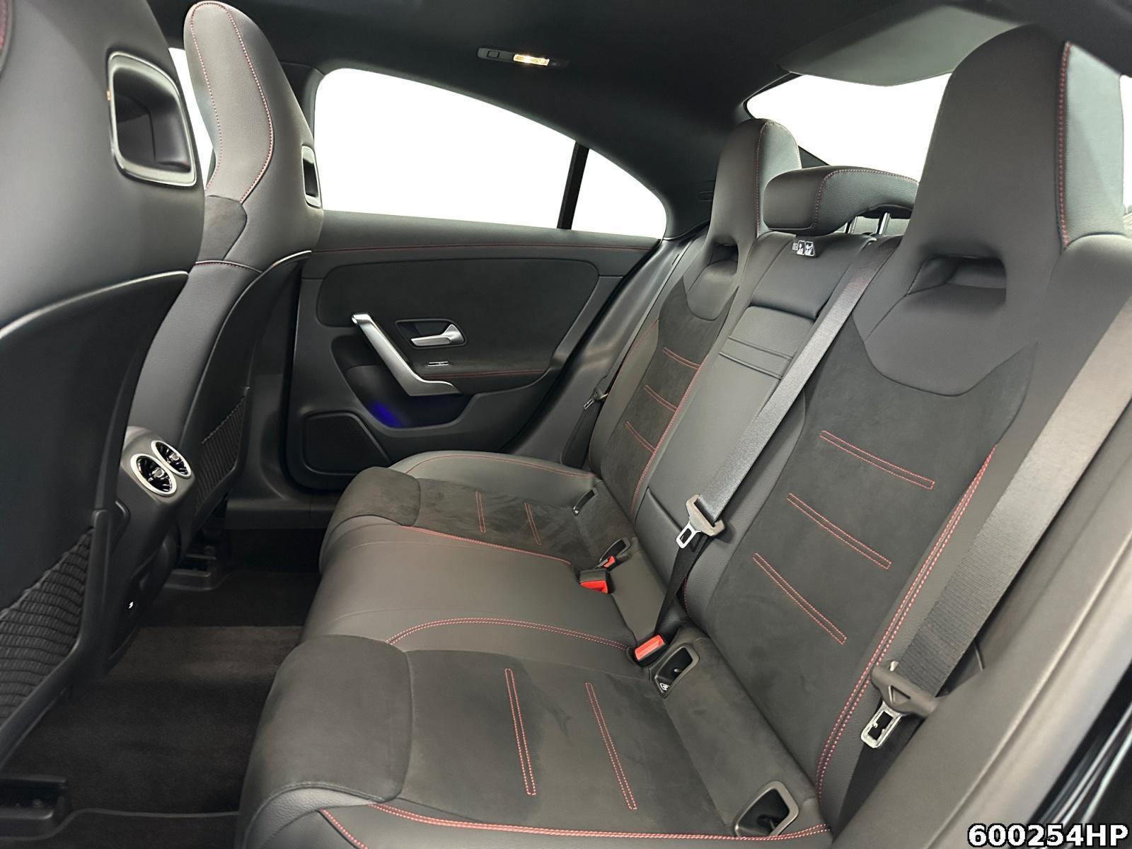 Fahrzeugabbildung Mercedes-Benz CLA 180 Coupé AMG Pano Distronic CarPlay Totw.