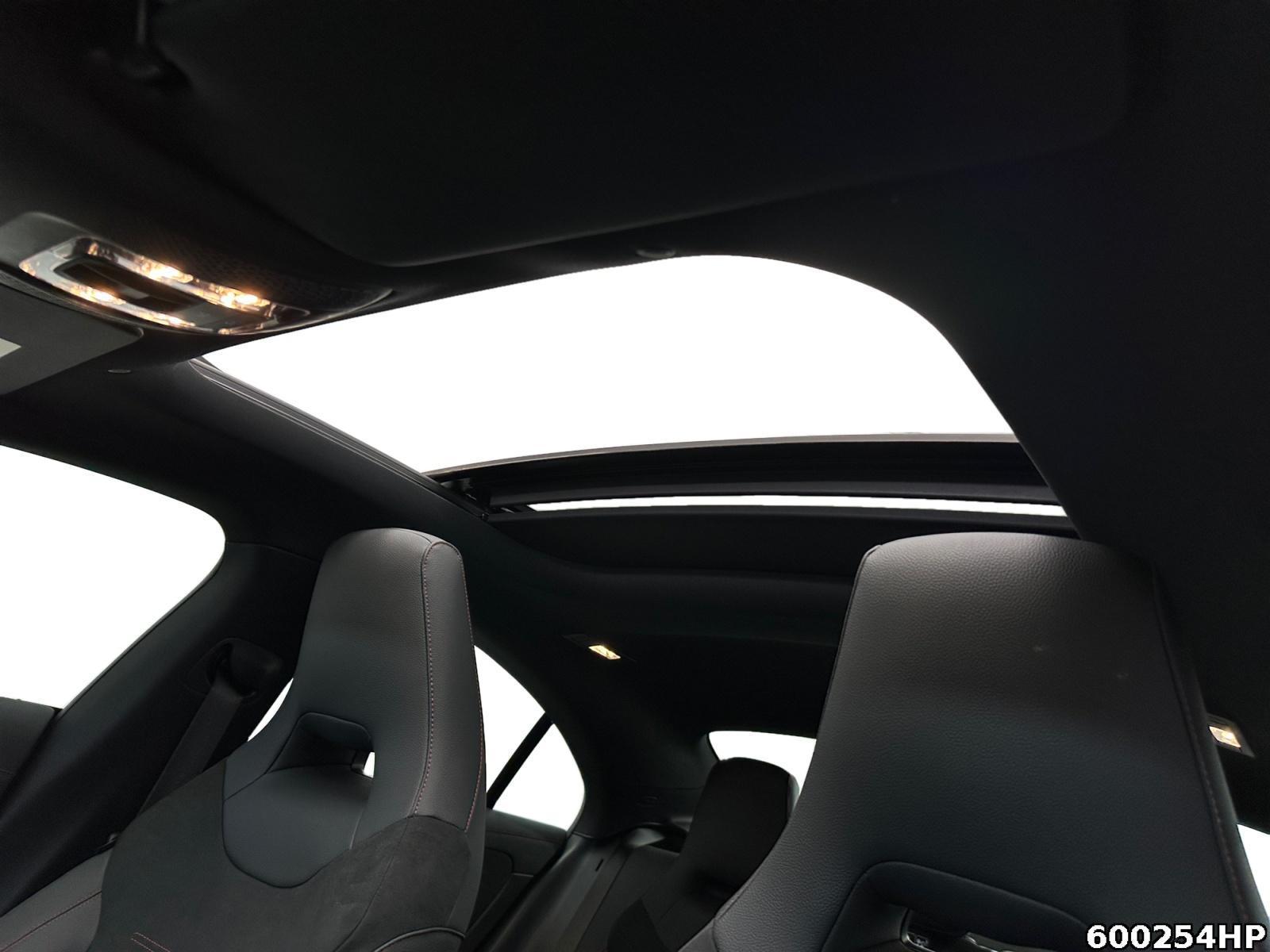 Fahrzeugabbildung Mercedes-Benz CLA 180 Coupé AMG Pano Distronic CarPlay Totw.