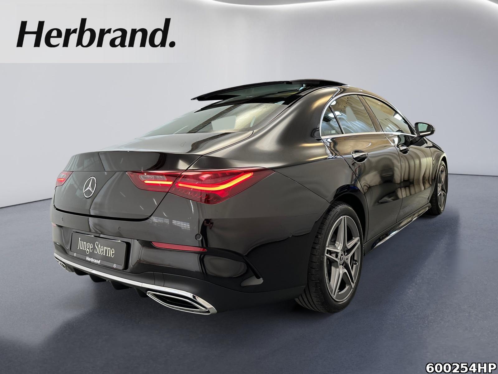 Fahrzeugabbildung Mercedes-Benz CLA 180 Coupé AMG Pano Distronic CarPlay Totw.