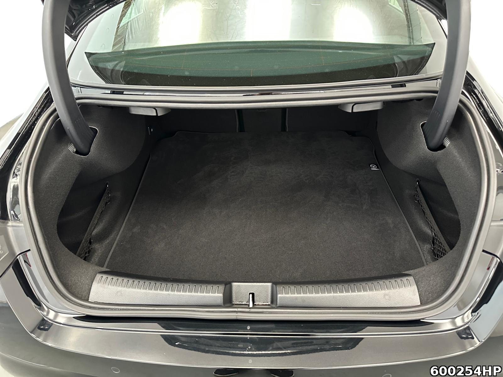 Fahrzeugabbildung Mercedes-Benz CLA 180 Coupé AMG Pano Distronic CarPlay Totw.
