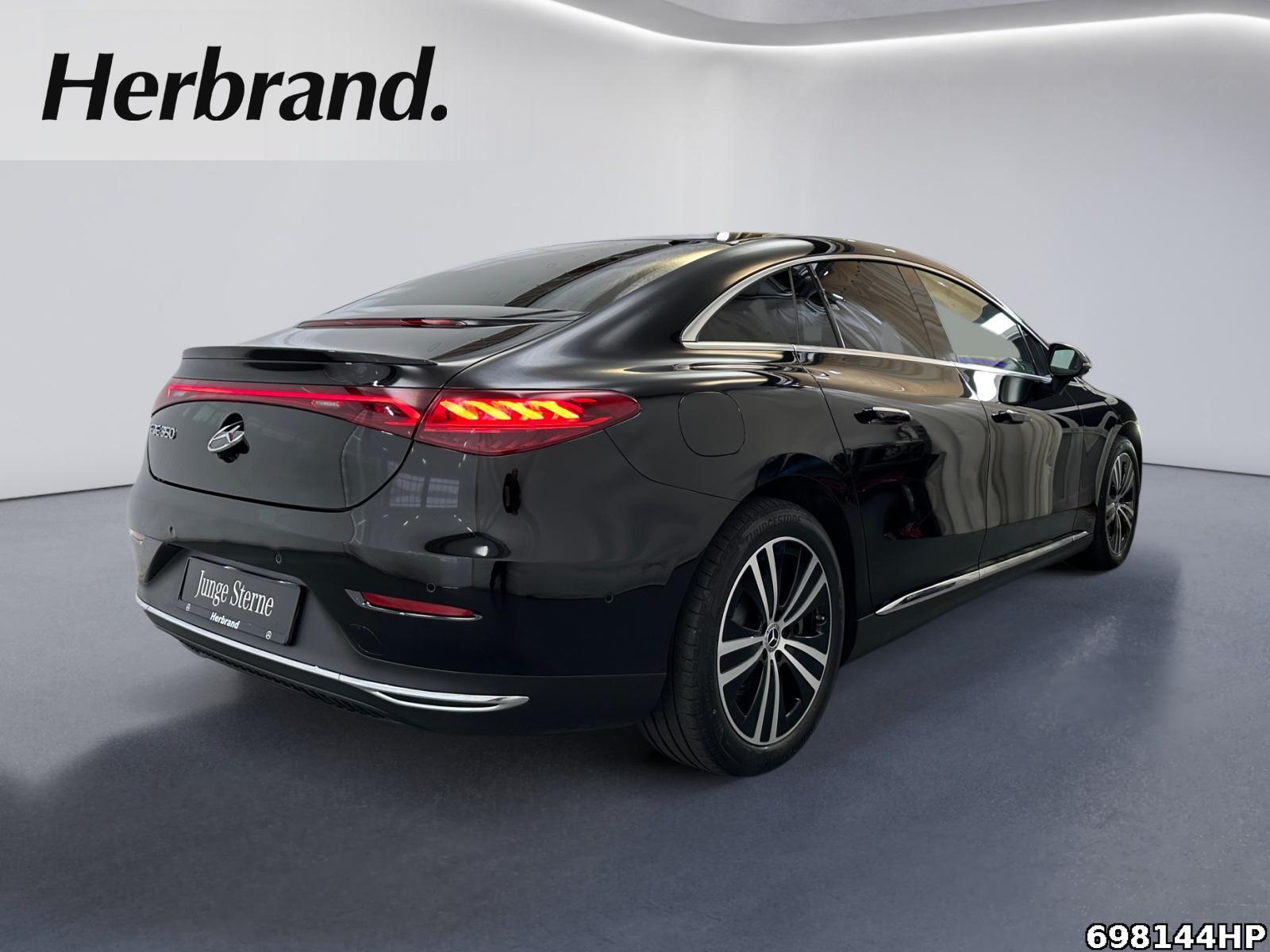 Fahrzeugabbildung Mercedes-Benz EQE Electric Art DigitalLight AIRMATIC AHK