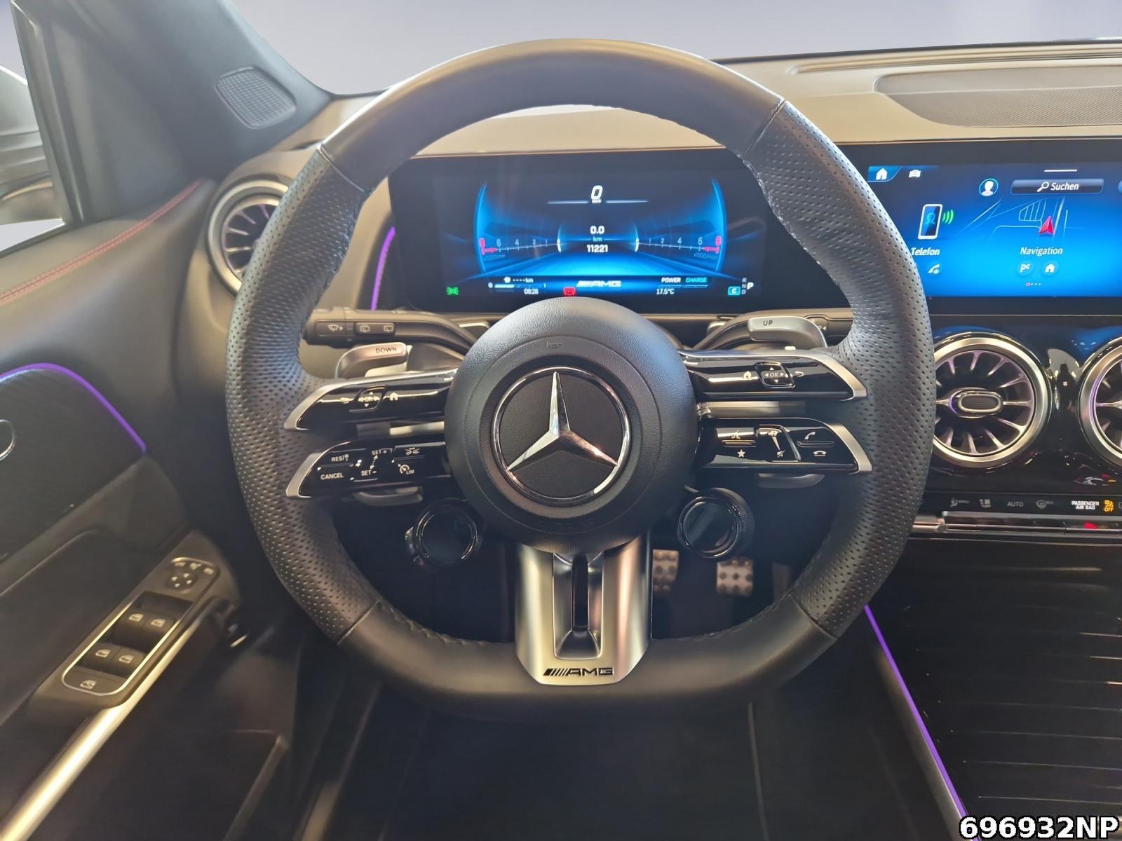 Fahrzeugabbildung Mercedes-Benz GLB 35 AMG 4M Keyless-Go AHK Distronic Augmented