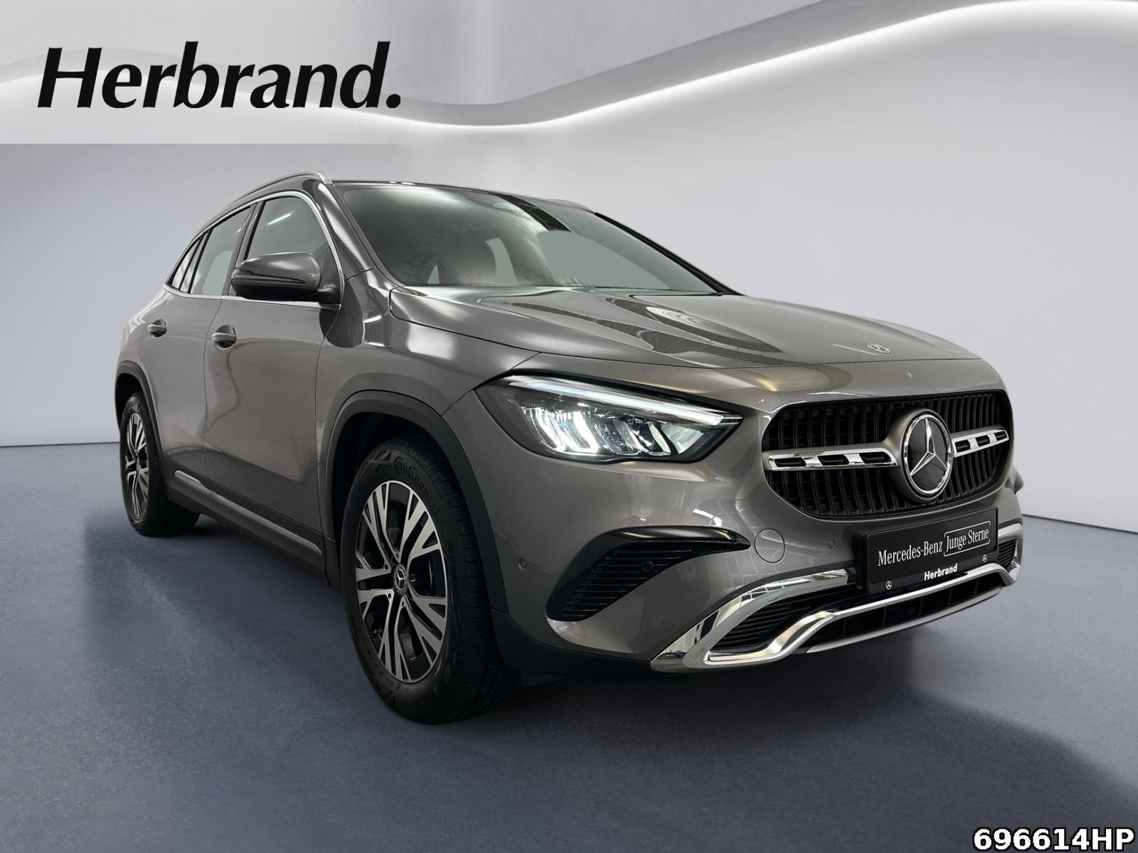 Fahrzeugabbildung Mercedes-Benz GLA 200 Progressive AHK Kamera Sitzhzg