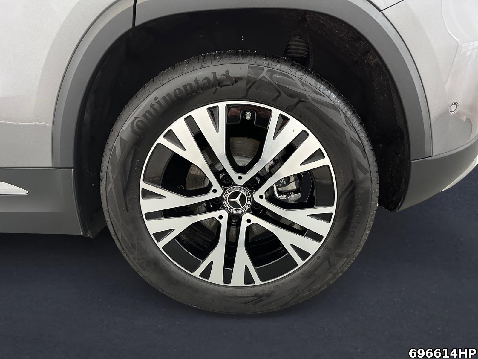Fahrzeugabbildung Mercedes-Benz GLA 200 Progressive AHK Kamera Sitzhzg