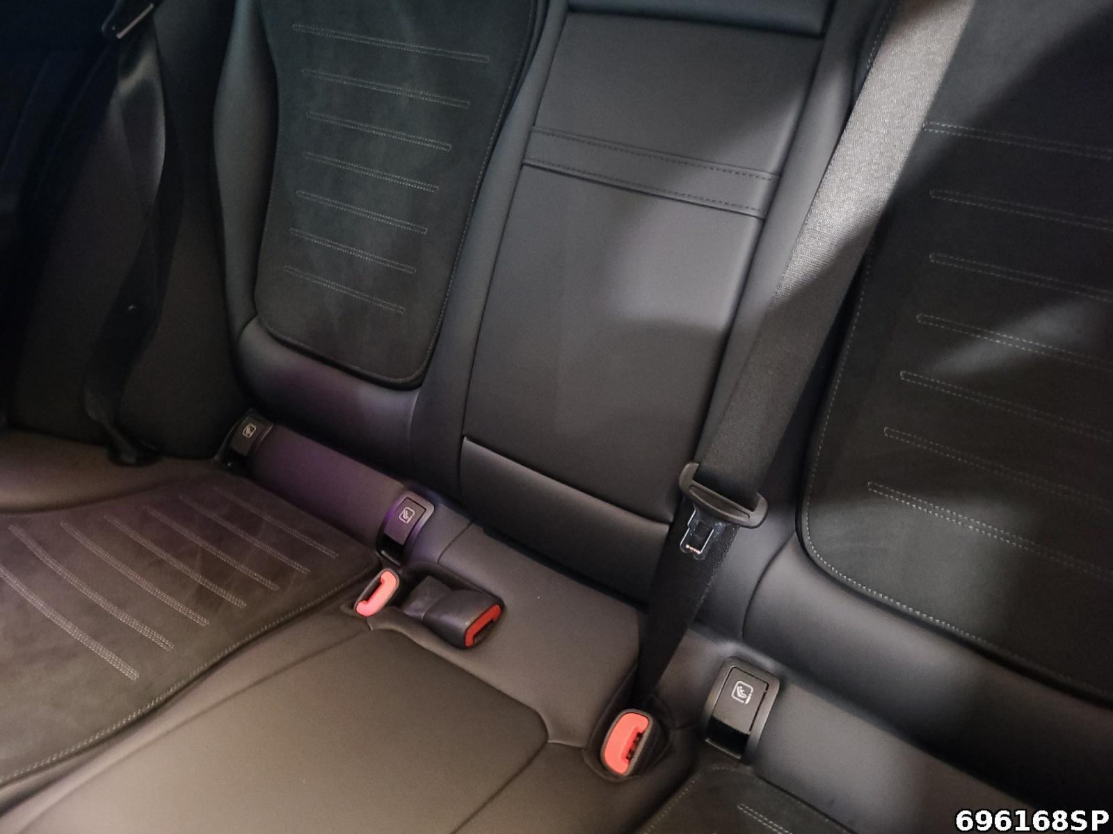 Fahrzeugabbildung Mercedes-Benz C 300 d AMG AHK DISTRONIC Night CarPlay Ambiente
