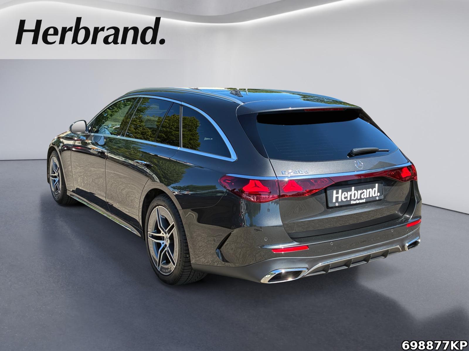 Fahrzeugabbildung Mercedes-Benz E 220 d T AMG AHK Distronic+ Totw CarPlay 19