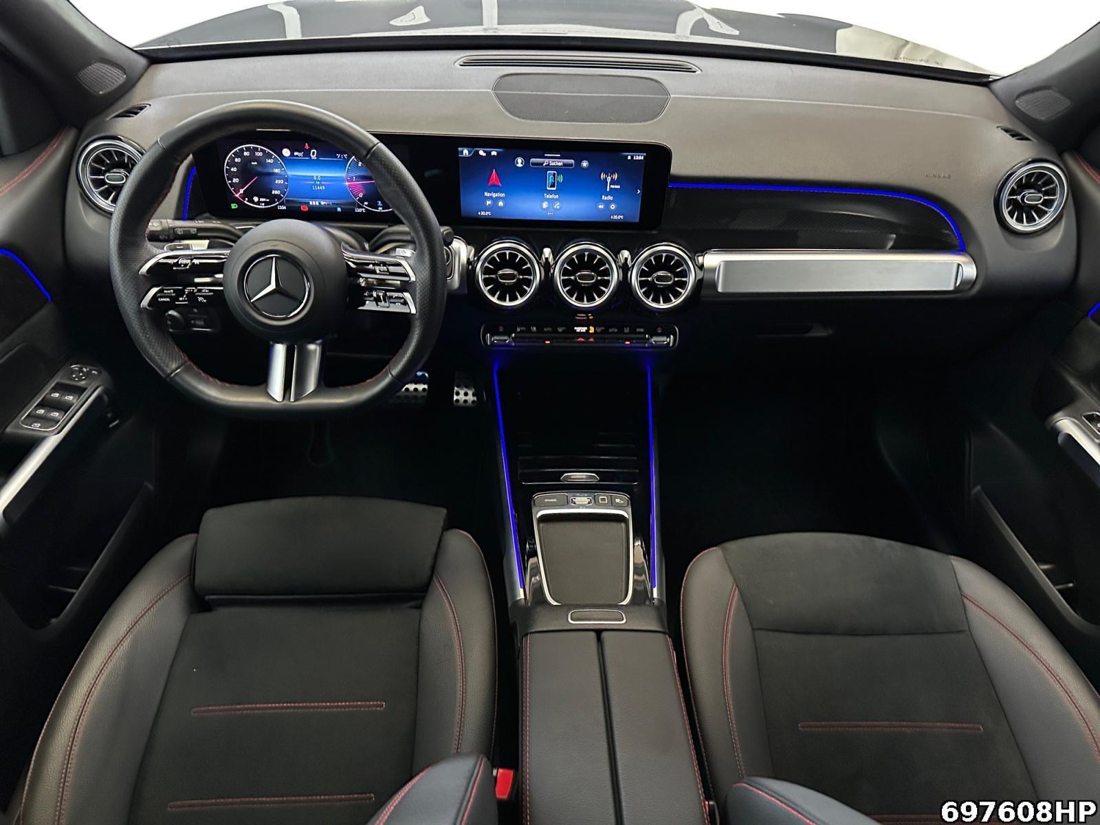Fahrzeugabbildung Mercedes-Benz GLB 200 d AMG AHK Night Multibeam Distronic 19