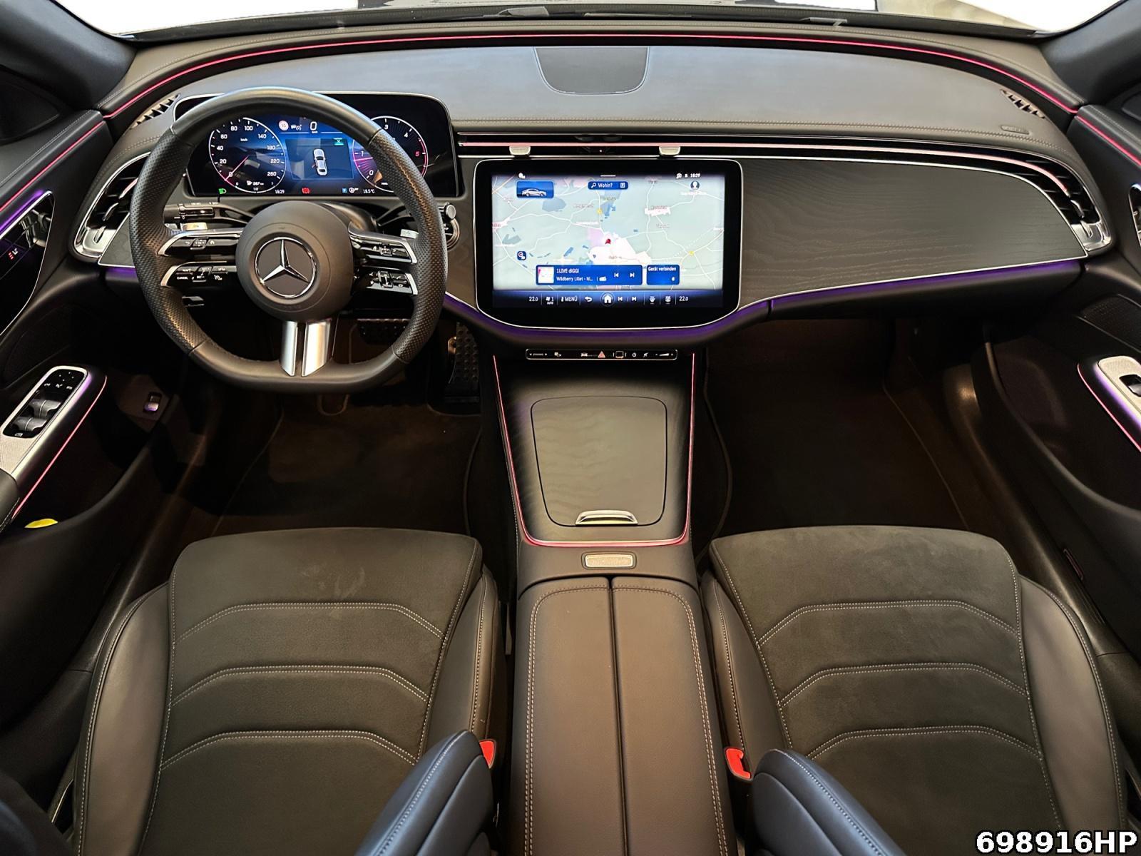 Fahrzeugabbildung Mercedes-Benz E 220 d AMG Night KEYLESS-GO DISTRONIC Kamera