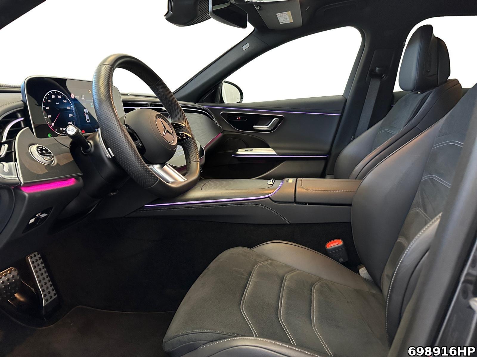 Fahrzeugabbildung Mercedes-Benz E 220 d AMG Night KEYLESS-GO DISTRONIC Kamera