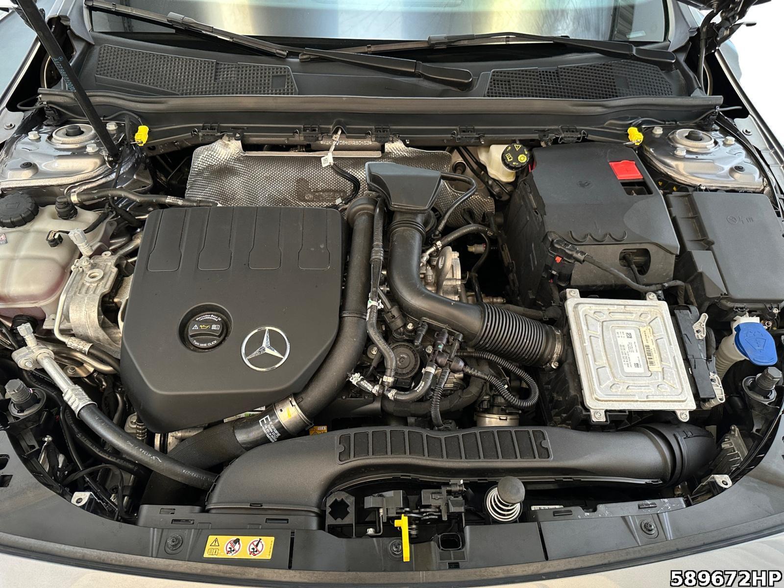 Fahrzeugabbildung Mercedes-Benz A 180 Progressive Automatik, LED Scheinwerfer