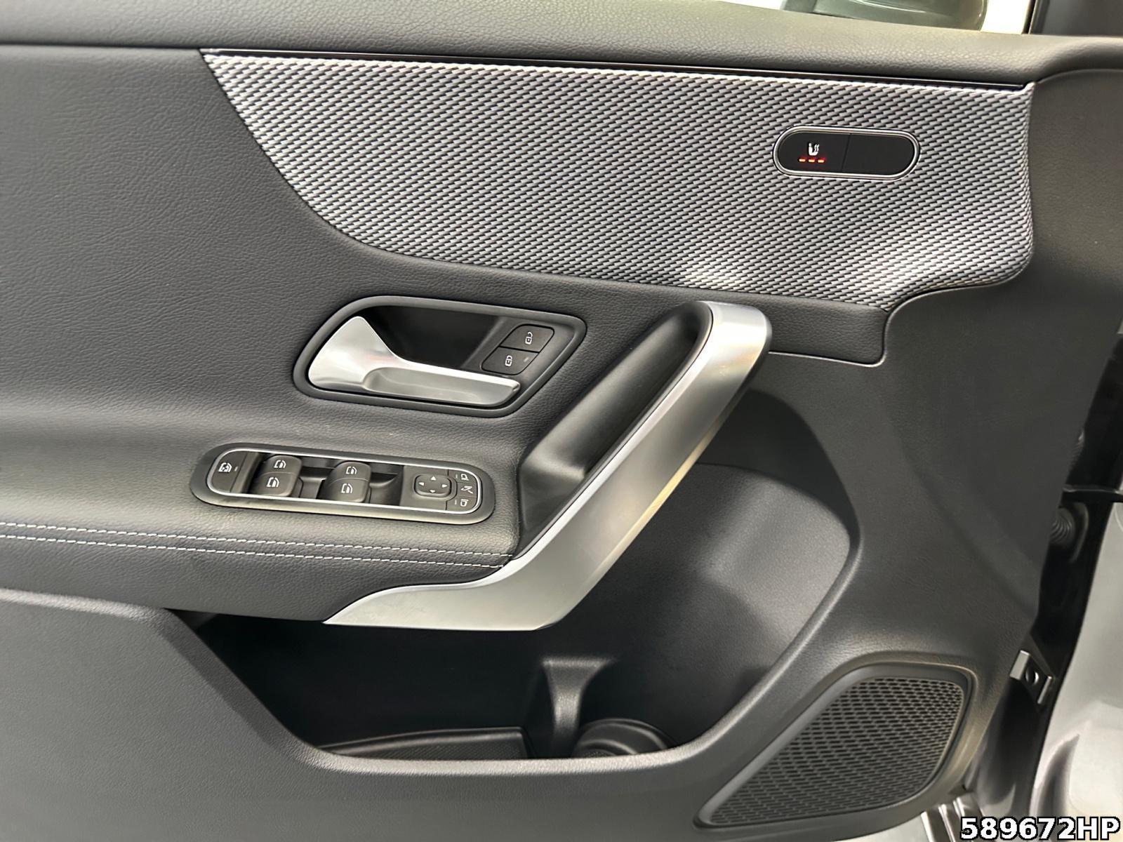 Fahrzeugabbildung Mercedes-Benz A 180 Progressive Automatik, LED Scheinwerfer