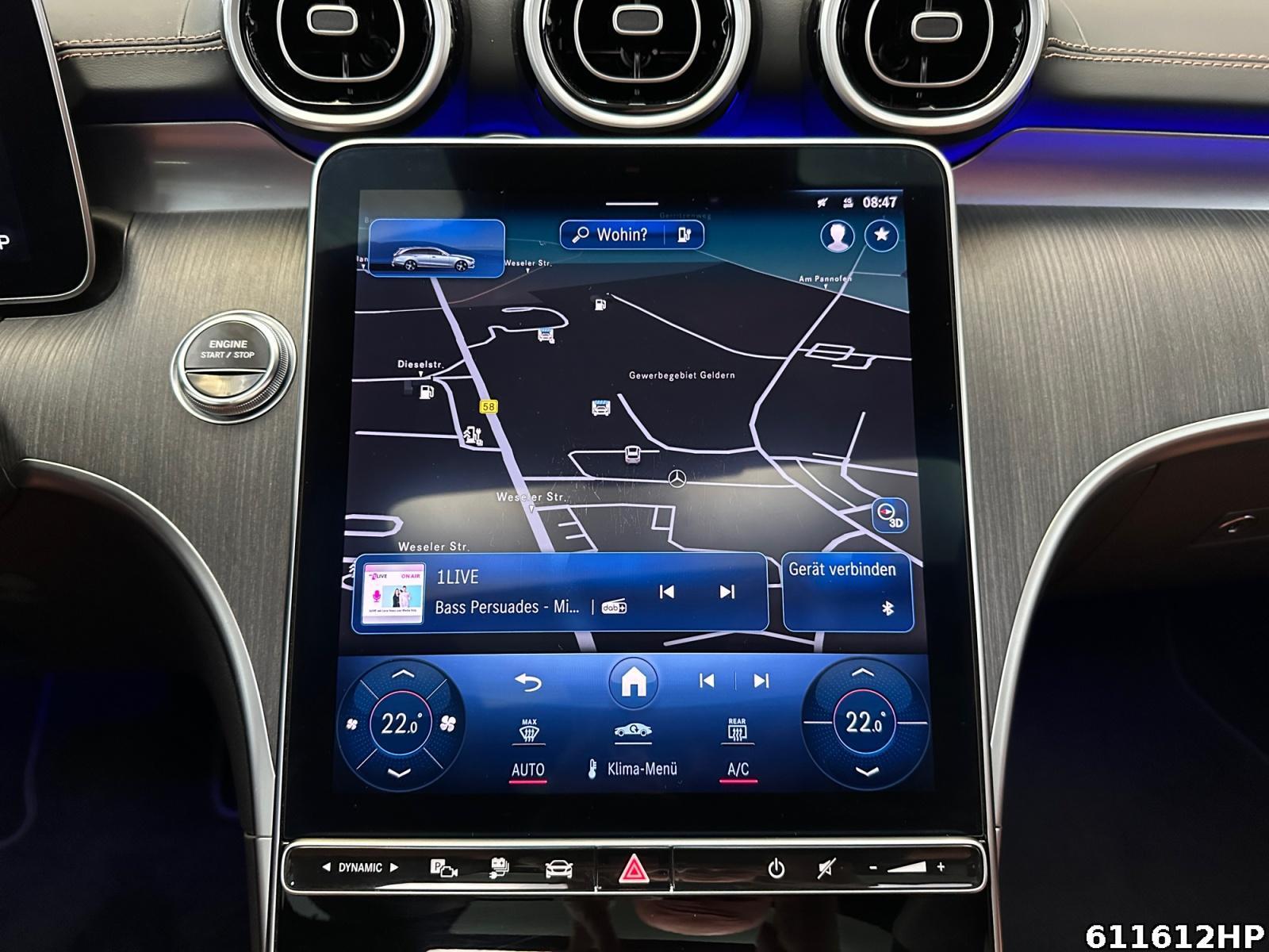 Fahrzeugabbildung Mercedes-Benz C 300 e T AMG Line DIGITAL AHK HUD Pano 360°