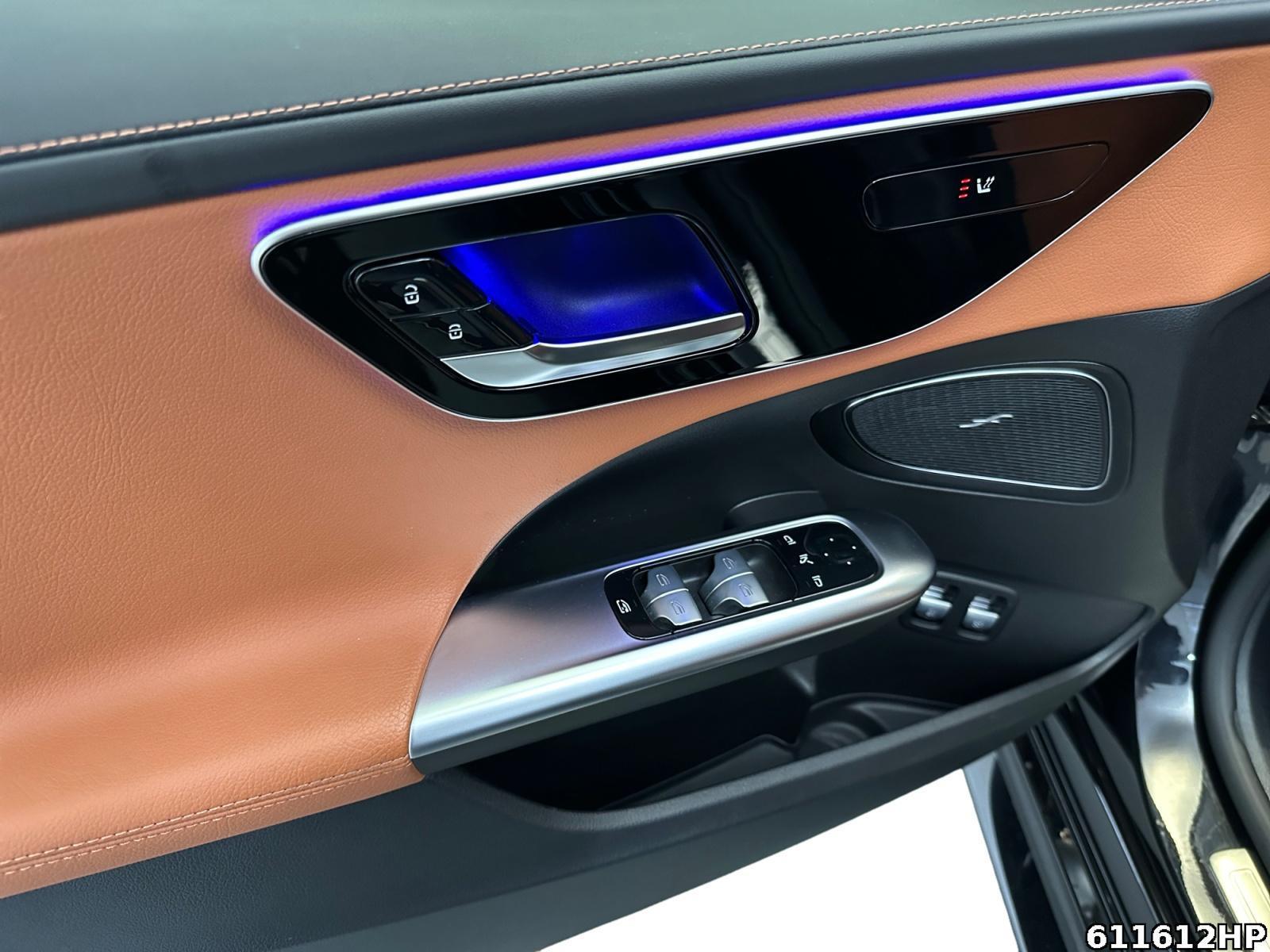 Fahrzeugabbildung Mercedes-Benz C 300 e T AMG Line DIGITAL AHK HUD Pano 360°