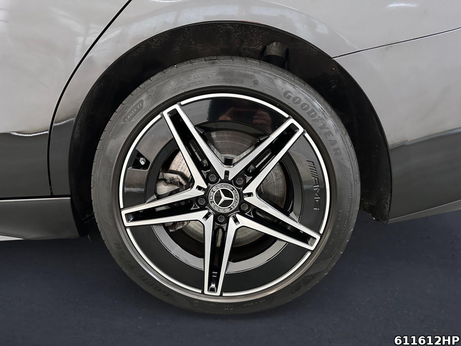 Fahrzeugabbildung Mercedes-Benz C 300 e T AMG Line DIGITAL AHK HUD Pano 360°