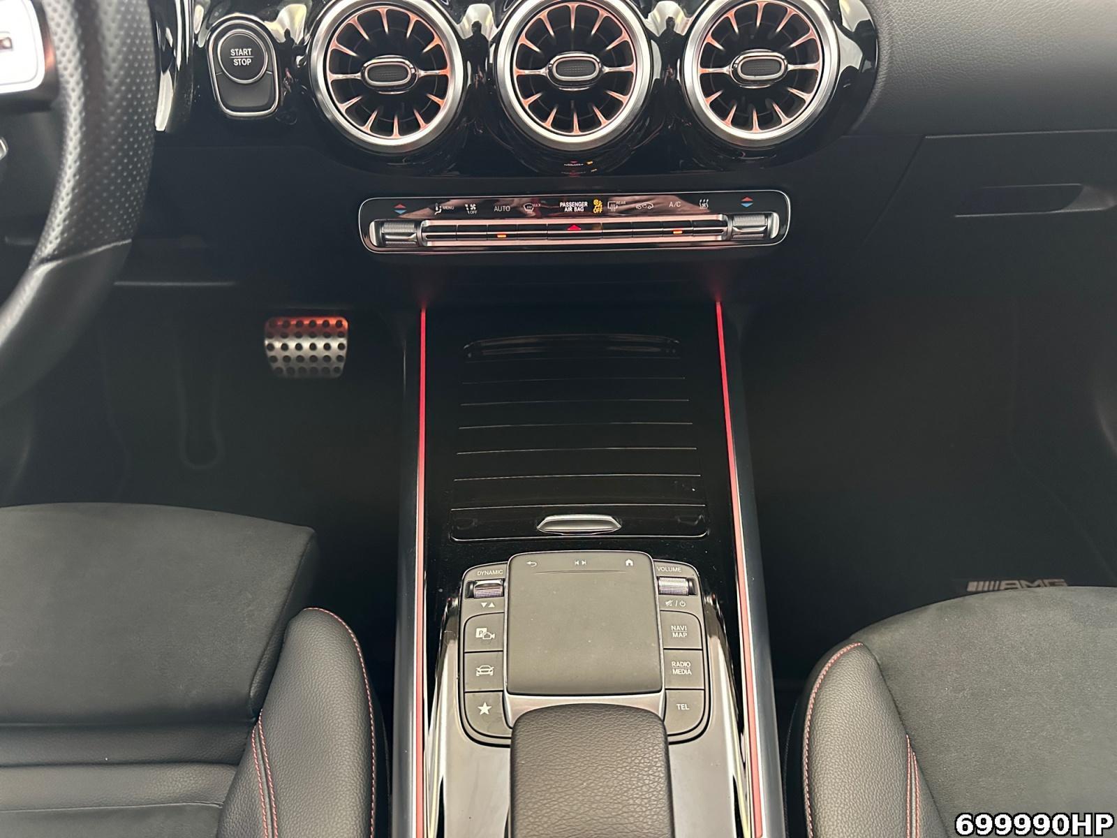 Fahrzeugabbildung Mercedes-Benz EQA 4M AMG DISTRONIC KEYLESS Adv Soundsystem