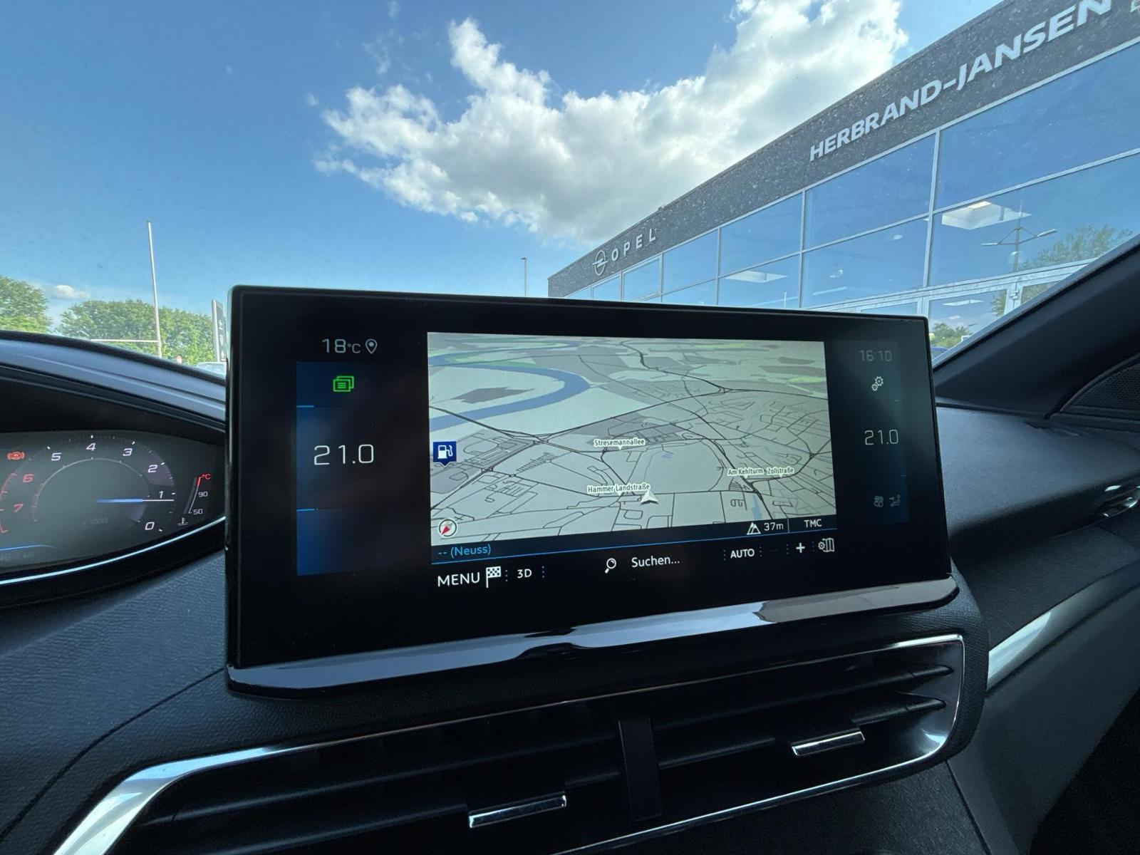 Fahrzeugabbildung Peugeot 3008 Allure Pack NAVI+SHZ+LED+CARPLAY