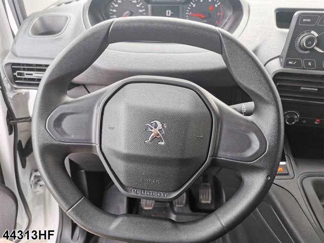 Fahrzeugabbildung Peugeot Partner 1.2 PureTech 110, Grip L1