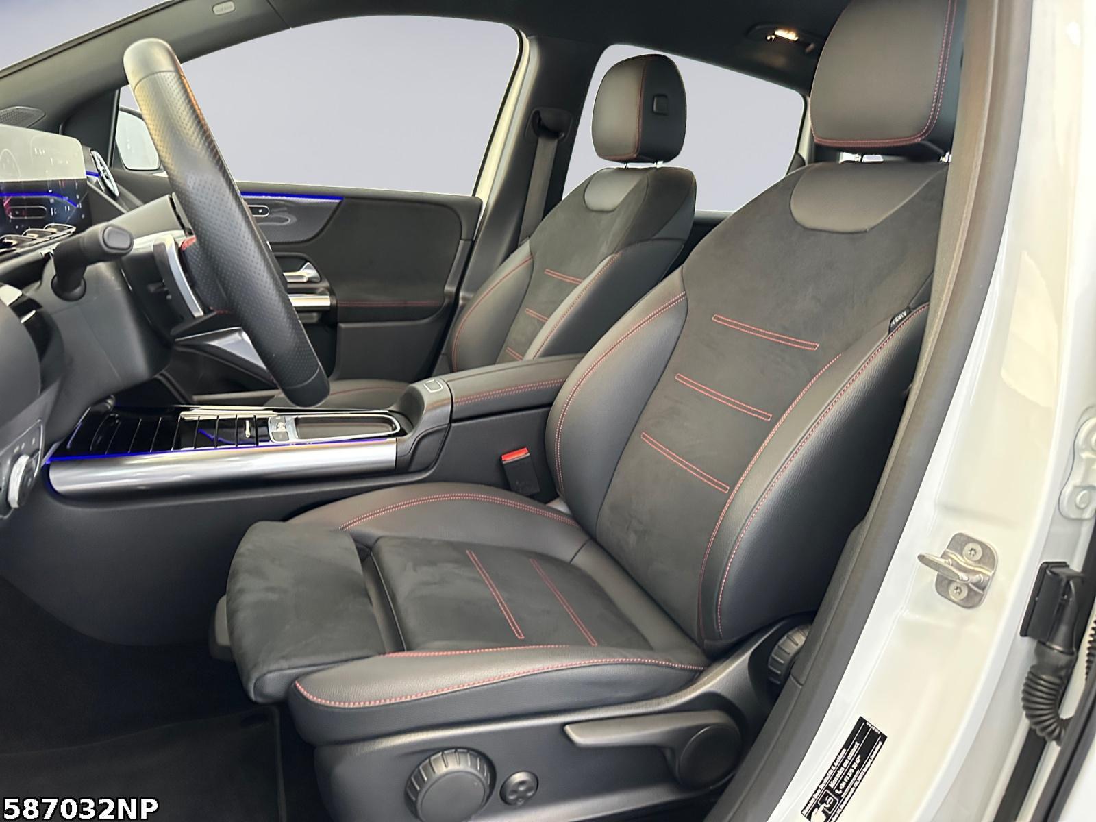 Fahrzeugabbildung Mercedes-Benz B 180 AMG Line KEYLESS-GO, Ambientebeleuchtung