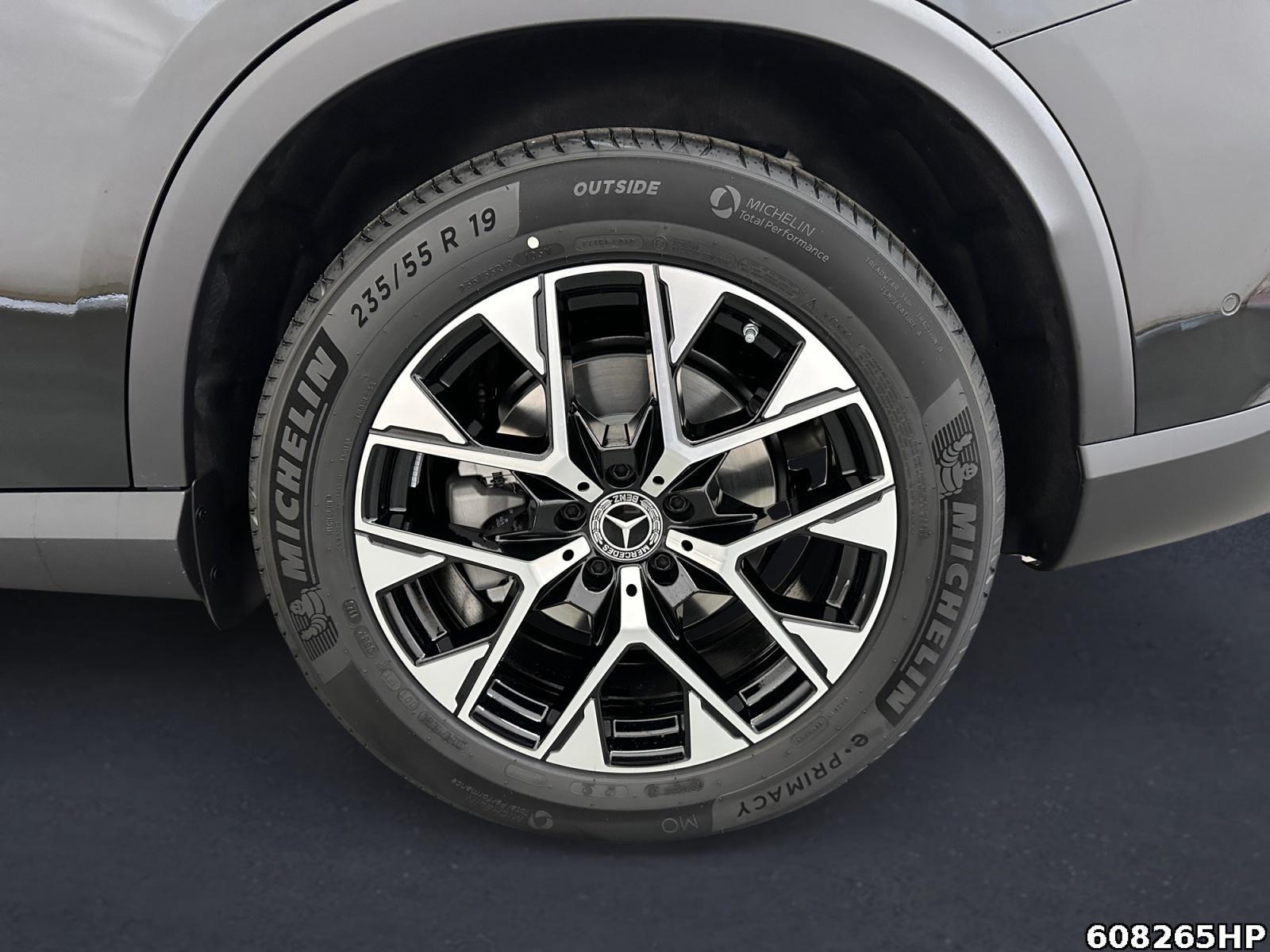 Fahrzeugabbildung Mercedes-Benz GLC 220 d 4M Avantgarde AHK Distronic DIGITAL-L