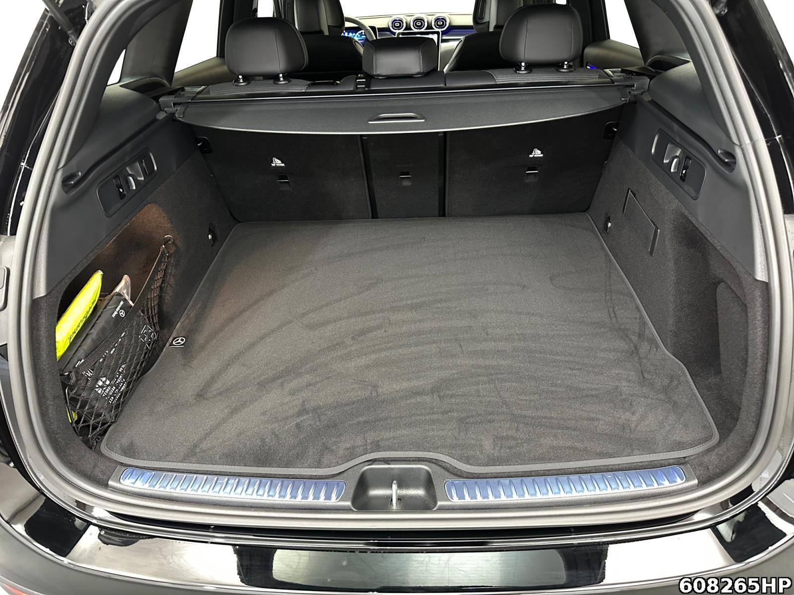 Fahrzeugabbildung Mercedes-Benz GLC 220 d 4M Avantgarde AHK Distronic DIGITAL-L