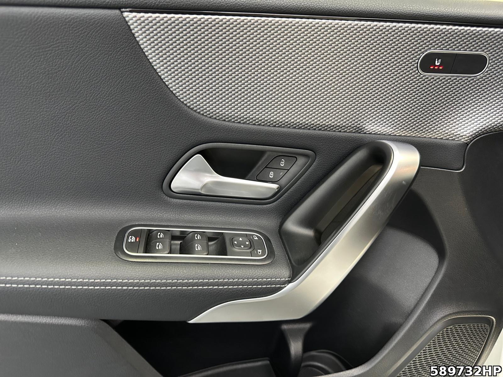 Fahrzeugabbildung Mercedes-Benz A 200 Progressive Rückfahrkamera LED MBUX 18Zoll