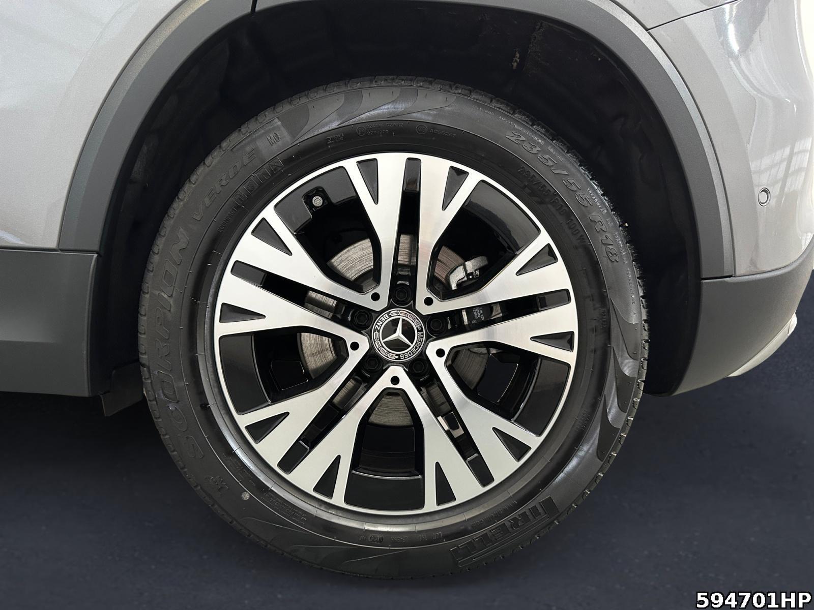 Fahrzeugabbildung Mercedes-Benz GLA 200 d Progressive AHK Kamera DISTRONIC