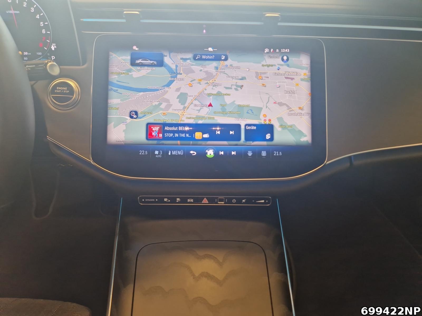 Fahrzeugabbildung Mercedes-Benz E 300 e Avantgarde Pano Distronic Ambiente CarP