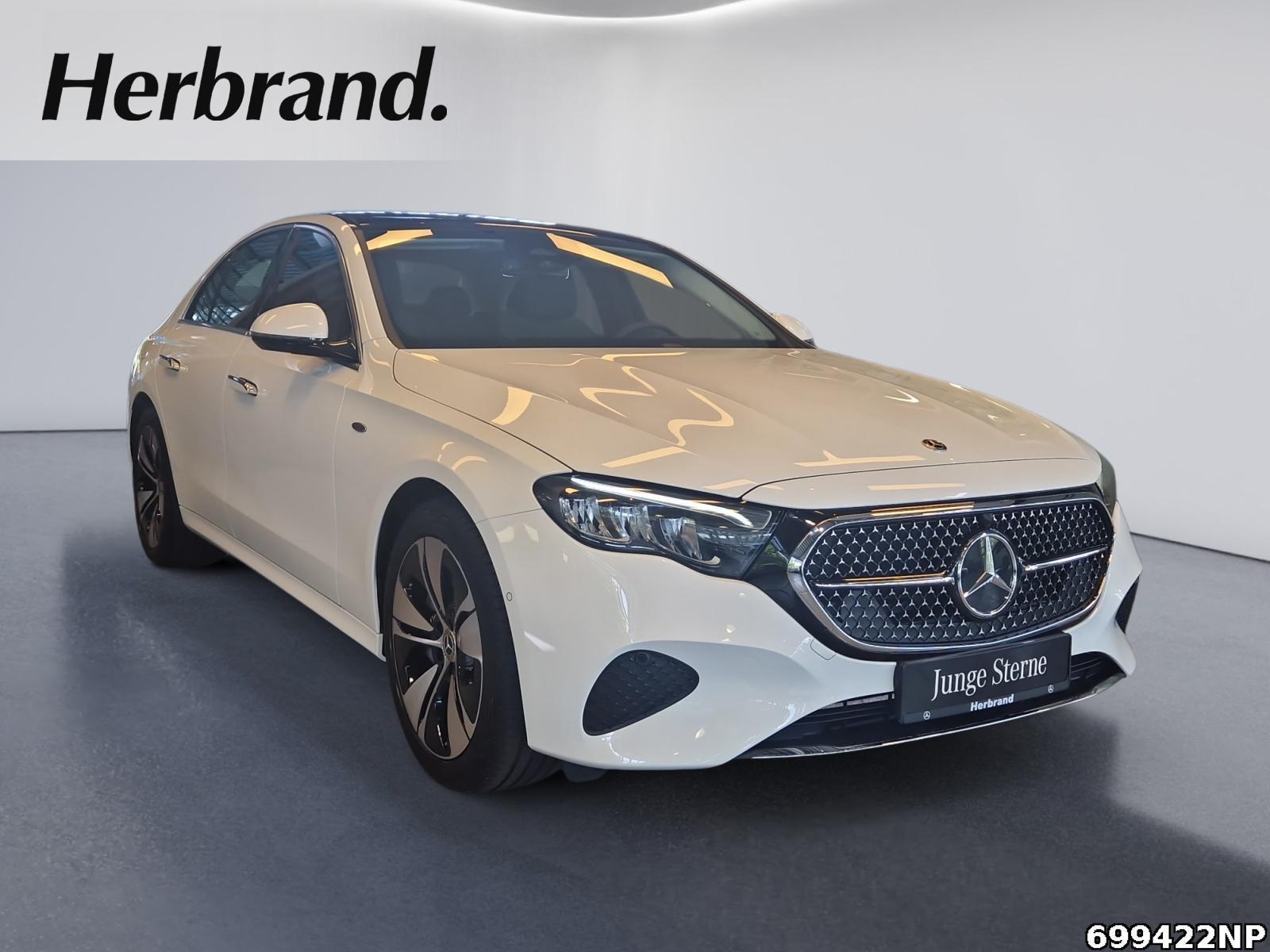 Fahrzeugabbildung Mercedes-Benz E 300 e Avantgarde Pano Distronic Ambiente CarP