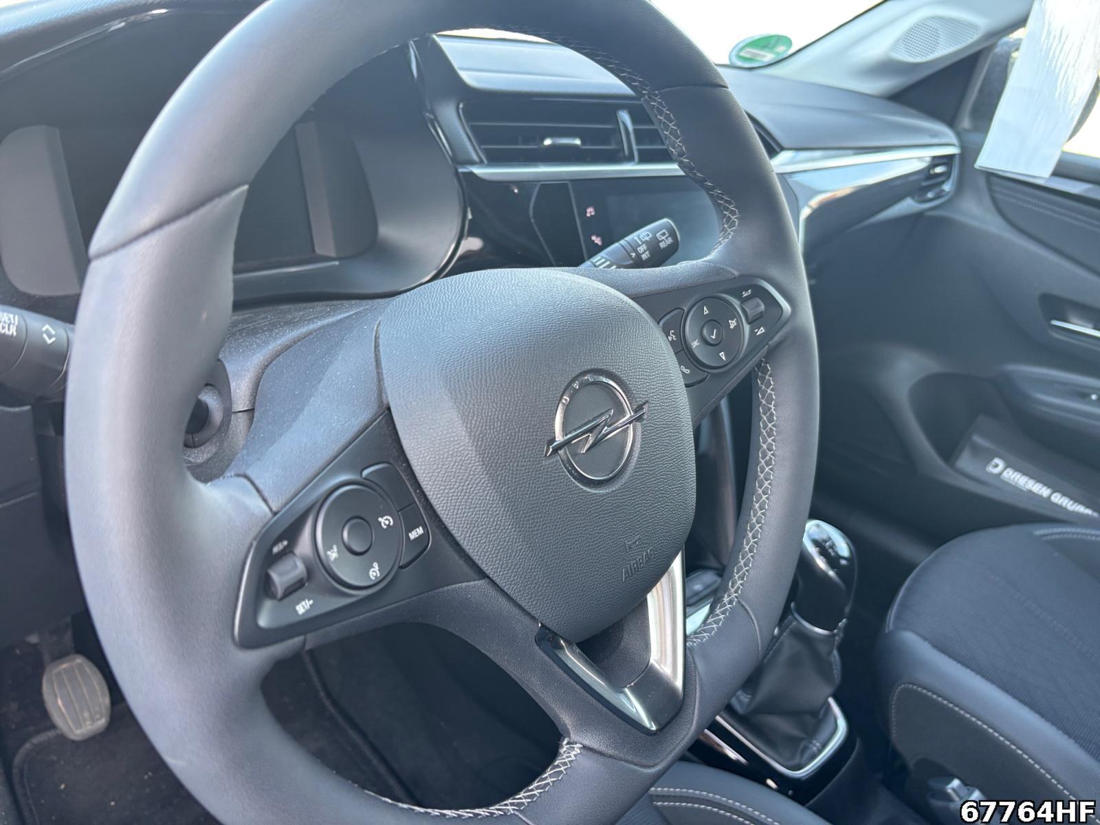Fahrzeugabbildung Opel Corsa +SHZ+ALLWETTERREIFEN+LEDER+LANEASSIST+