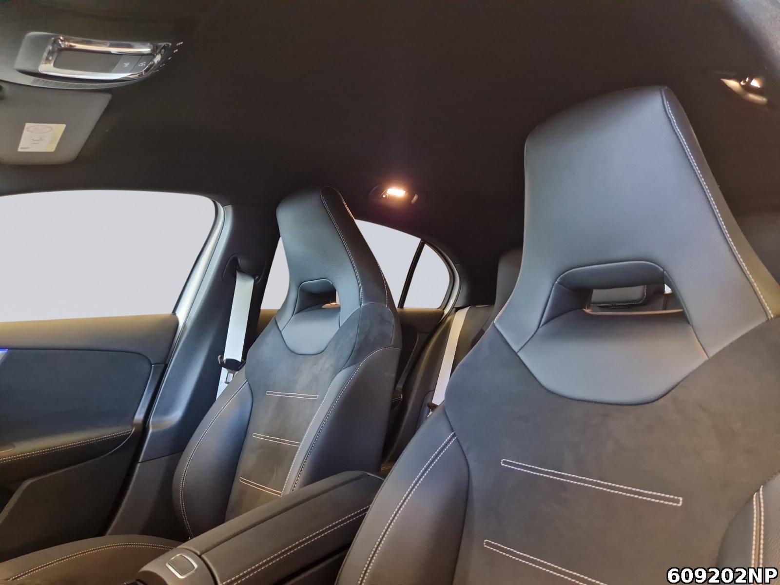 Fahrzeugabbildung Mercedes-Benz A 200 AMG Night Kamera LED 19 