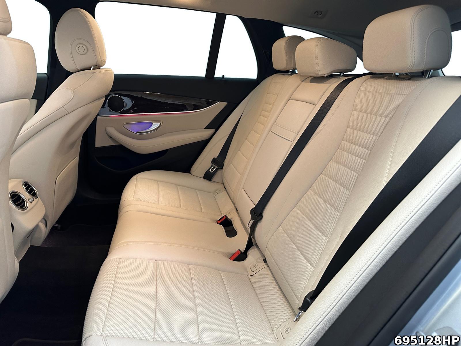 Fahrzeugabbildung Mercedes-Benz E 300 e T AMG Night Kamera AHK DISTRONIC Ambien