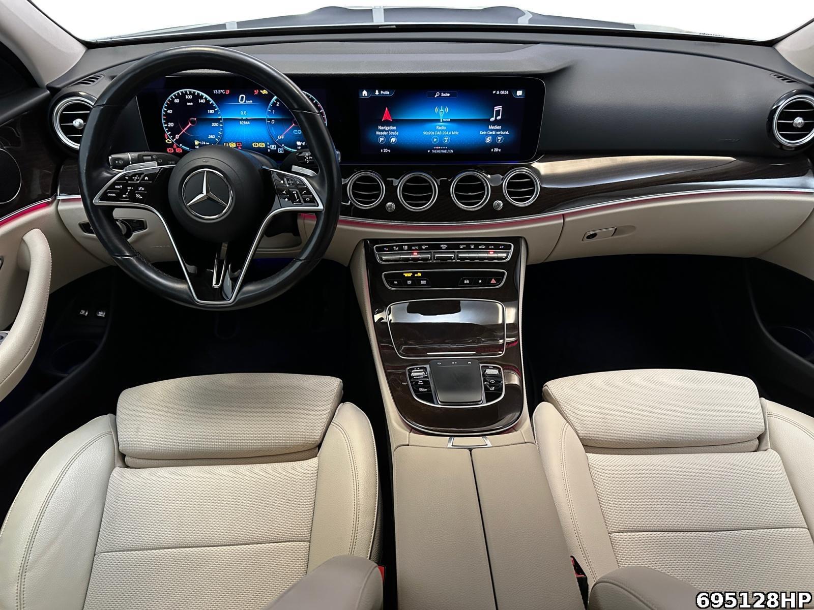 Fahrzeugabbildung Mercedes-Benz E 300 e T AMG Night Kamera AHK DISTRONIC Ambien