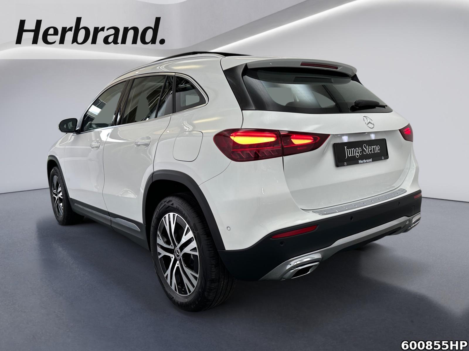 Fahrzeugabbildung Mercedes-Benz GLA 200 Progressive Pano Distronic Lenkradhzg