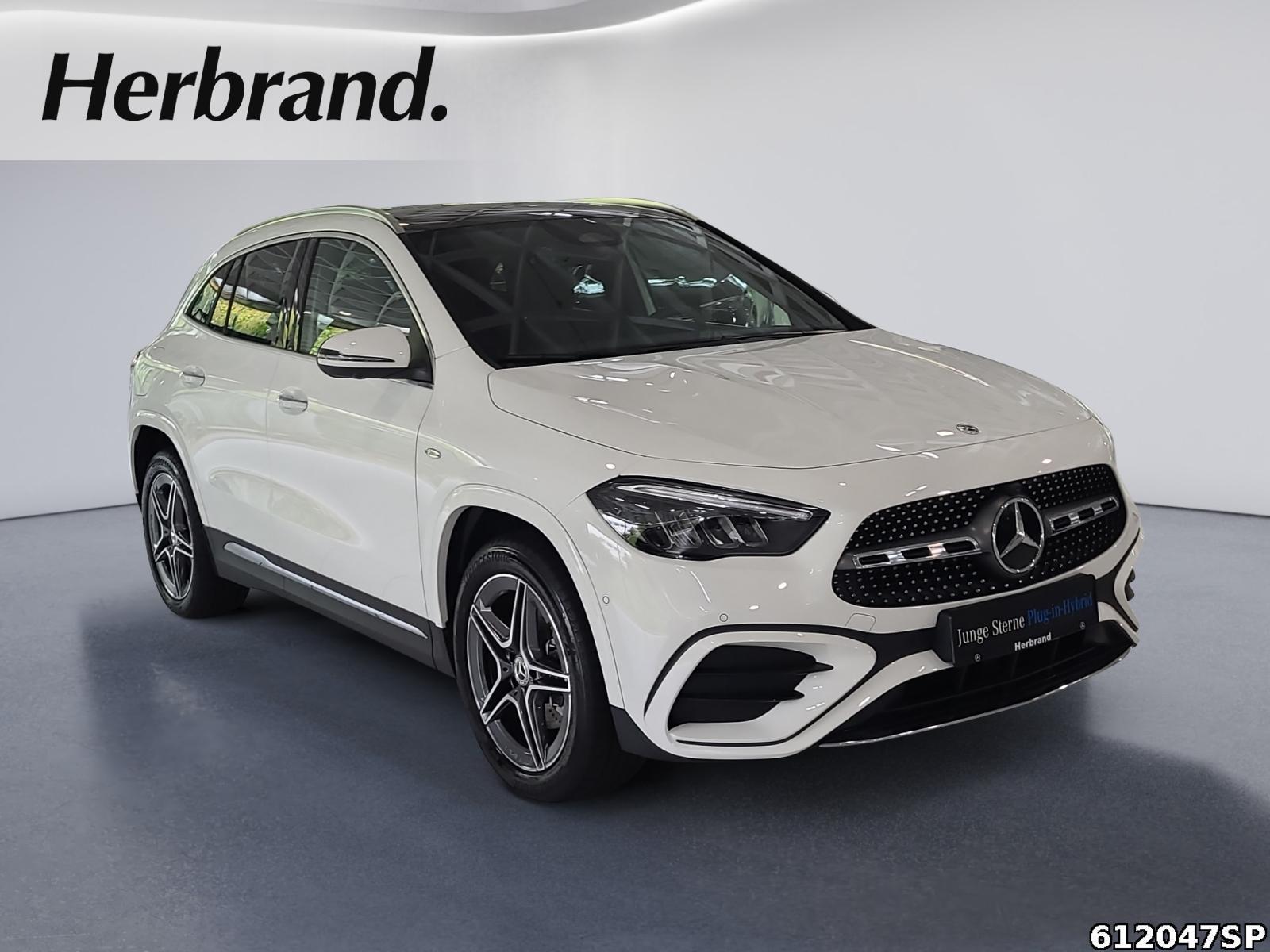 Fahrzeugabbildung Mercedes-Benz GLA 250 e AMG Pano Keyless 360° AHK Totwinkel