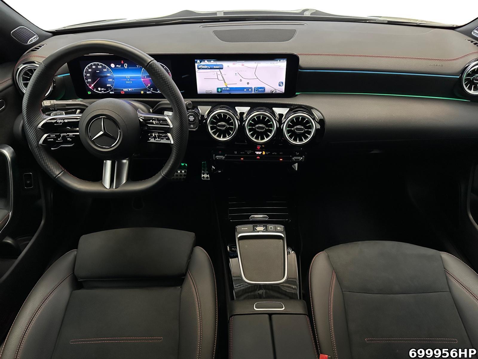 Fahrzeugabbildung Mercedes-Benz CLA 200 d Coupé AMG Night BURMESTER 360° 19