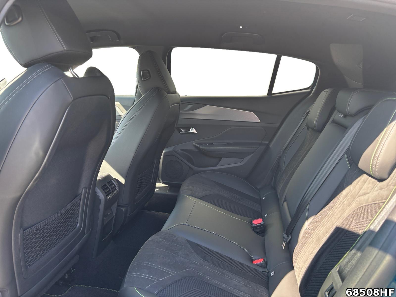 Fahrzeugabbildung Peugeot 408 GT +SHZ+CARPLAY+LED+ALCANTARA+