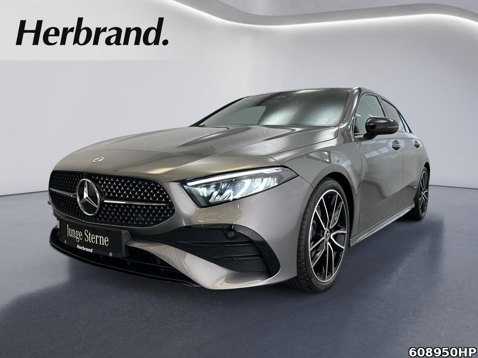 Mercedes-Benz A 200 AMG Night DISTRONIC AHK 19
