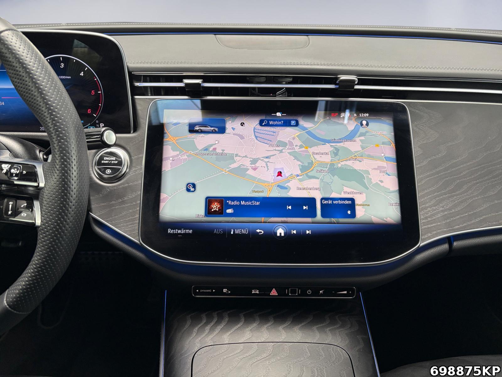 Fahrzeugabbildung Mercedes-Benz E 220 d T AMG AHK DISTRONIC Ambiente Kamera