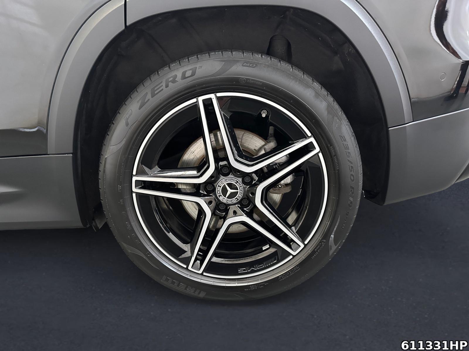 Fahrzeugabbildung Mercedes-Benz GLB 200 d 4M AMG AHK Night 7 Sitze Standheizung