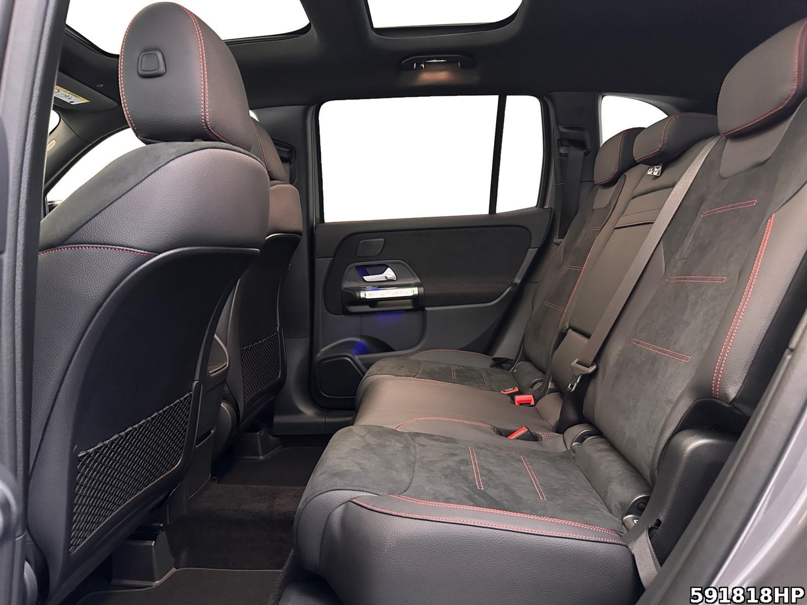 Fahrzeugabbildung Mercedes-Benz GLB 200 d +AMG-LINE+PANO+AHK+MULTIBEAM+NIGHT+